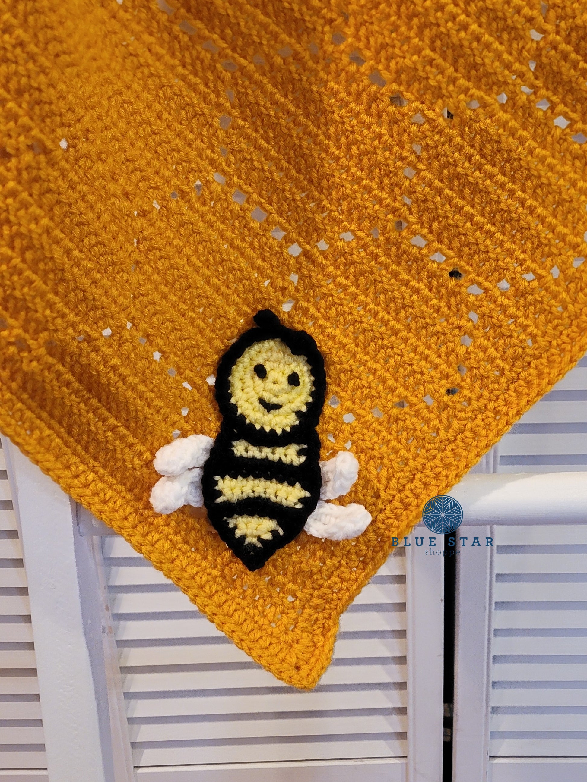 Free Crochet Bee Blanket Pattern Honeycomb Crochet Blanket – Blue