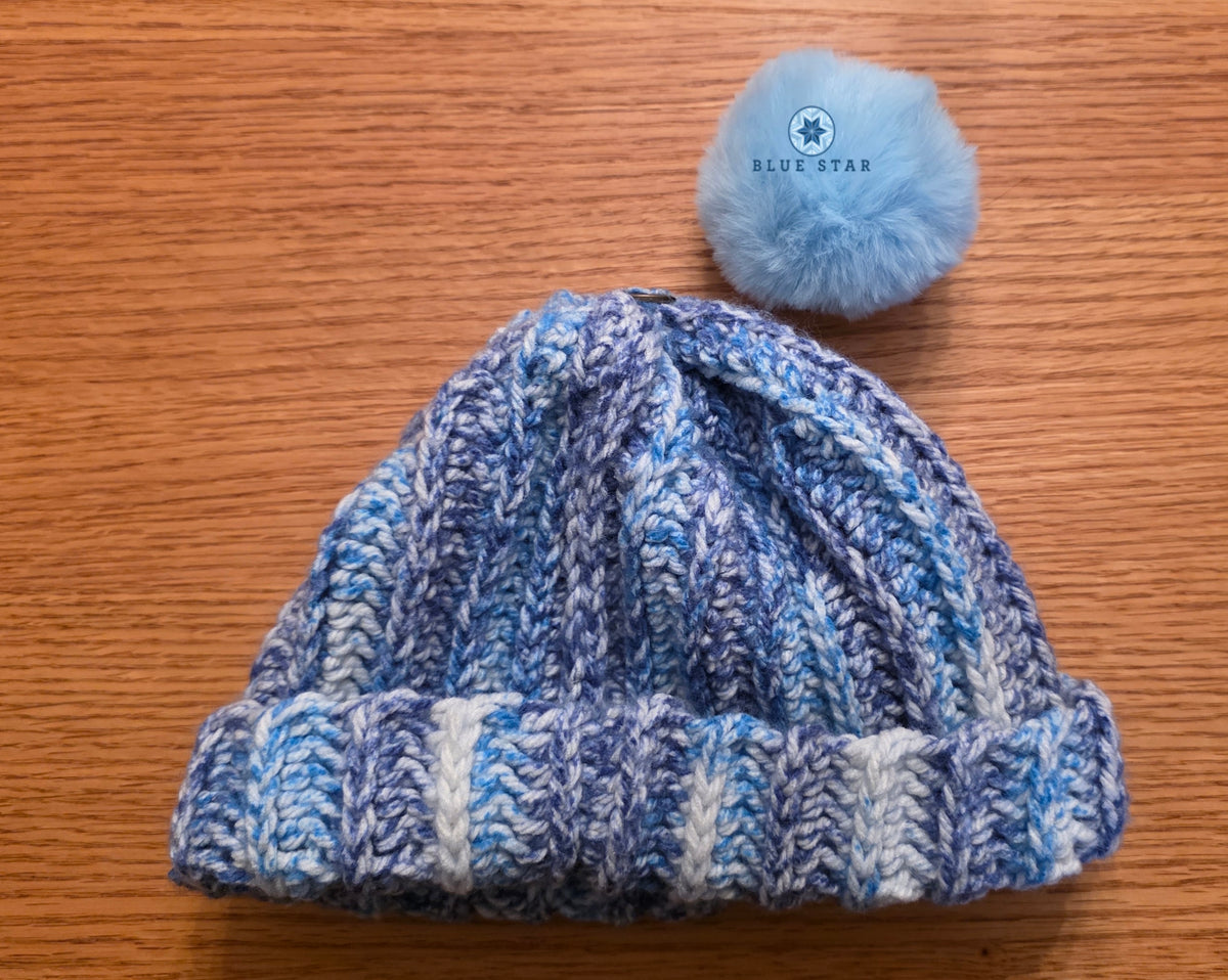 Ribbed Hat with Pompom