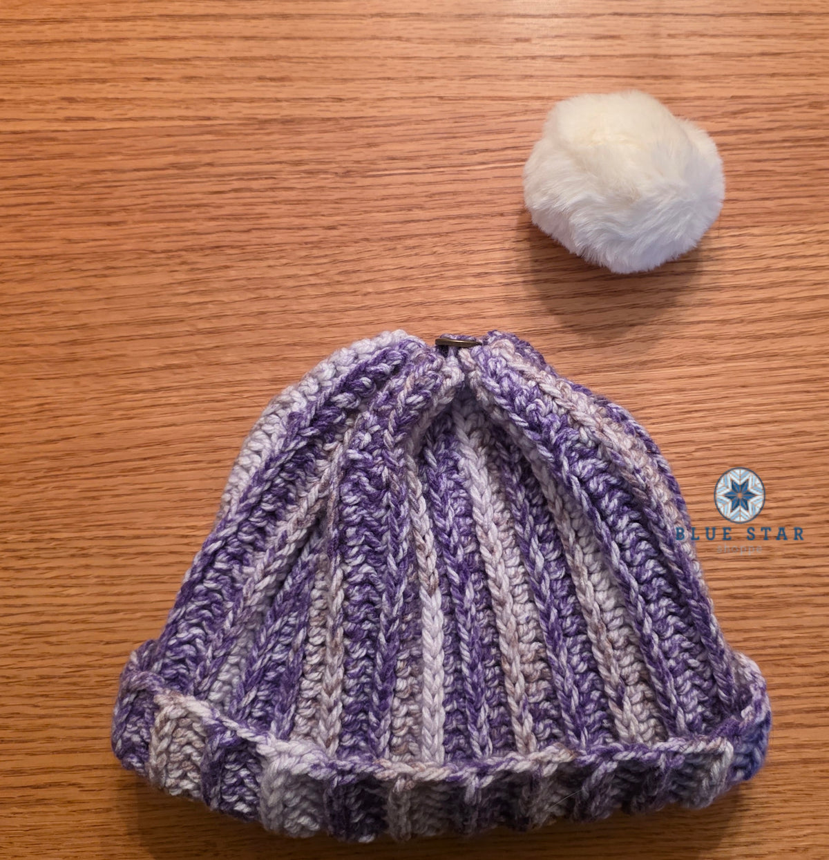 Ribbed Hat with Pompom